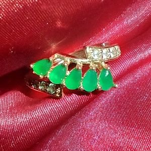 SANDAWANA EMERALD RING WITH WHITE ZIRCON IN 9K GOLD 1.07CTS